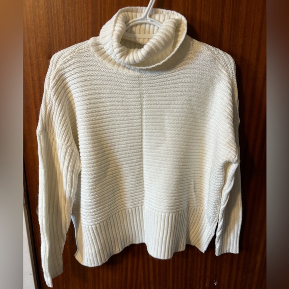 DEX knit sweater - Picture 1 of 3